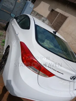 Hyundai Elantra 2015 White
