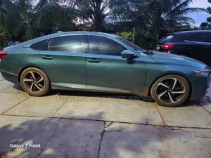 Honda Accord EX-L (2.0L 4cyl Turbo 10A) 2019 Green