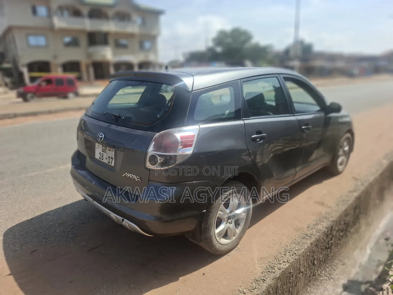 Toyota Matrix Hatchback FWD (1.8L 4cyl 5M) 2007 Gray