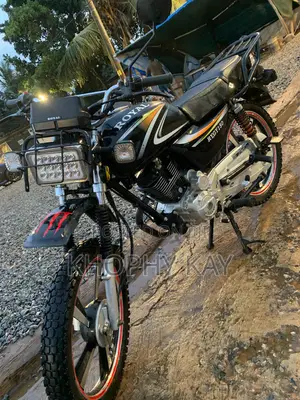 Royal Motorcycle 2026 Black