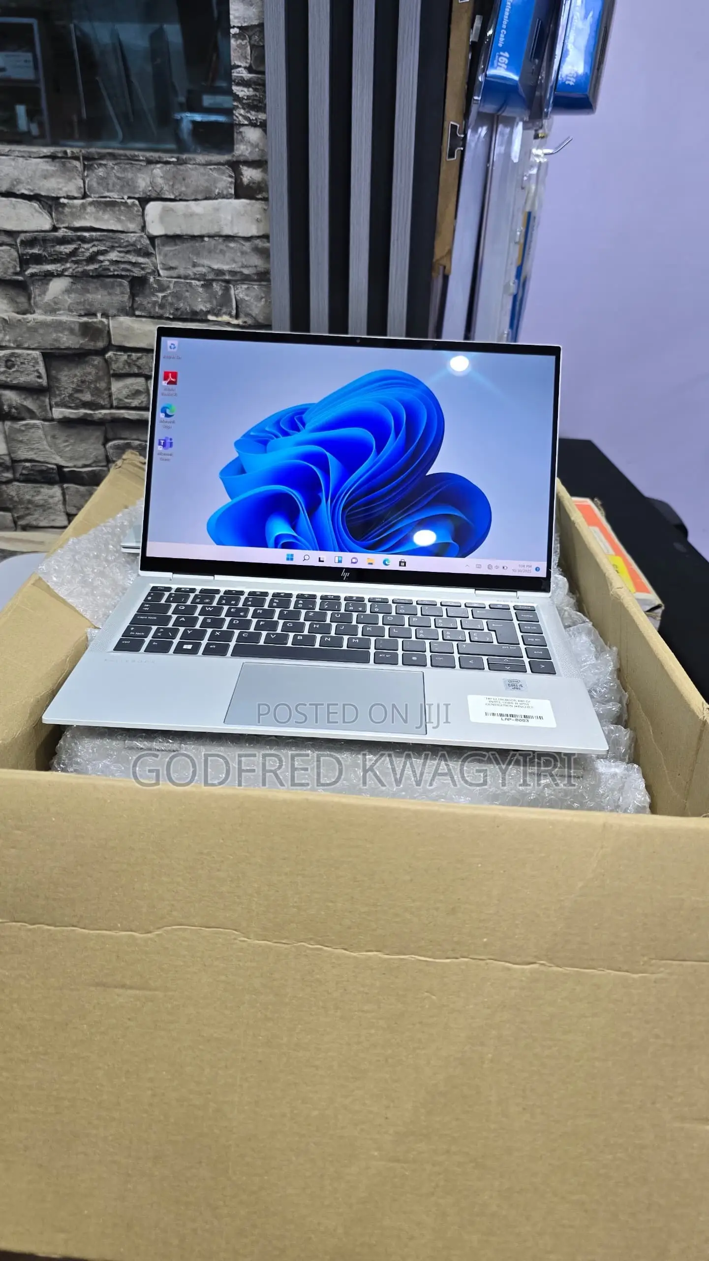 New Laptop HP EliteBook 1040 G8 16GB Intel Core i5 SSD 256GB