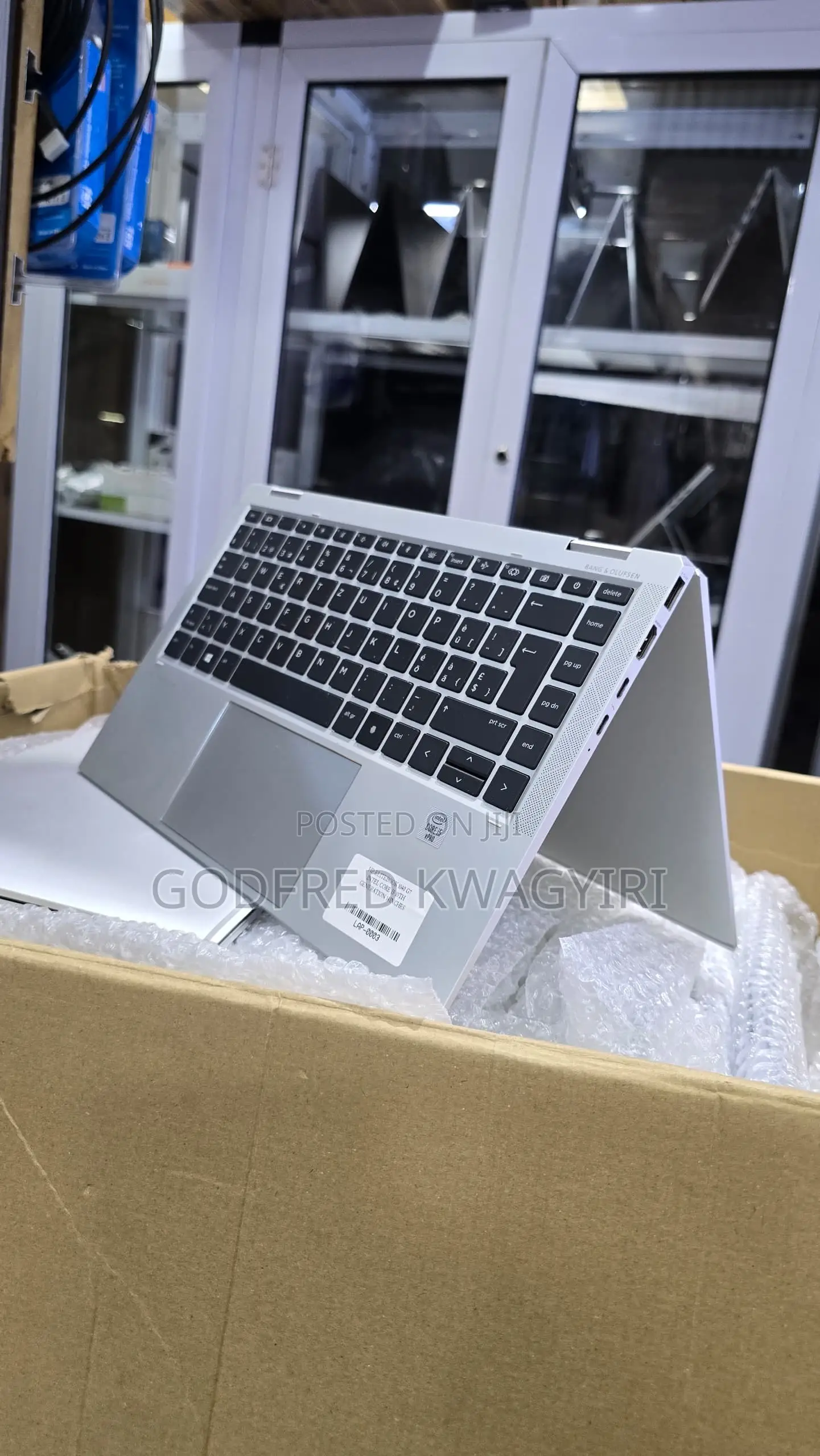New Laptop HP EliteBook 1040 G8 16GB Intel Core i5 SSD 256GB