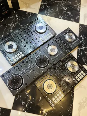 Pioneer DJ Controller