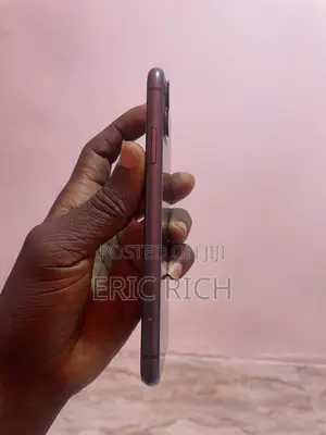 Apple iPhone 11 64 GB Black
