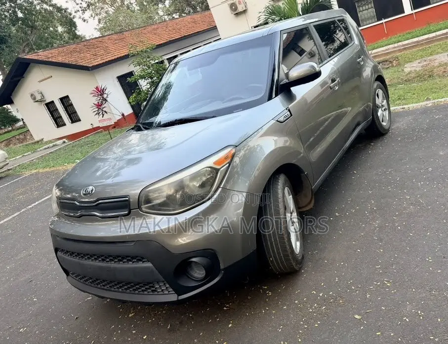 Kia Soul Base Hatchback 2019 Gray