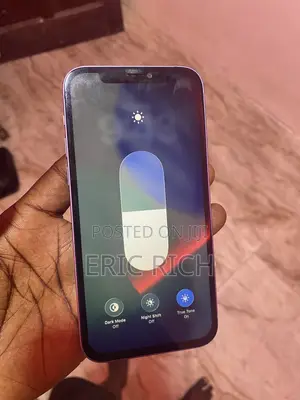 Apple iPhone 11 64 GB Purple