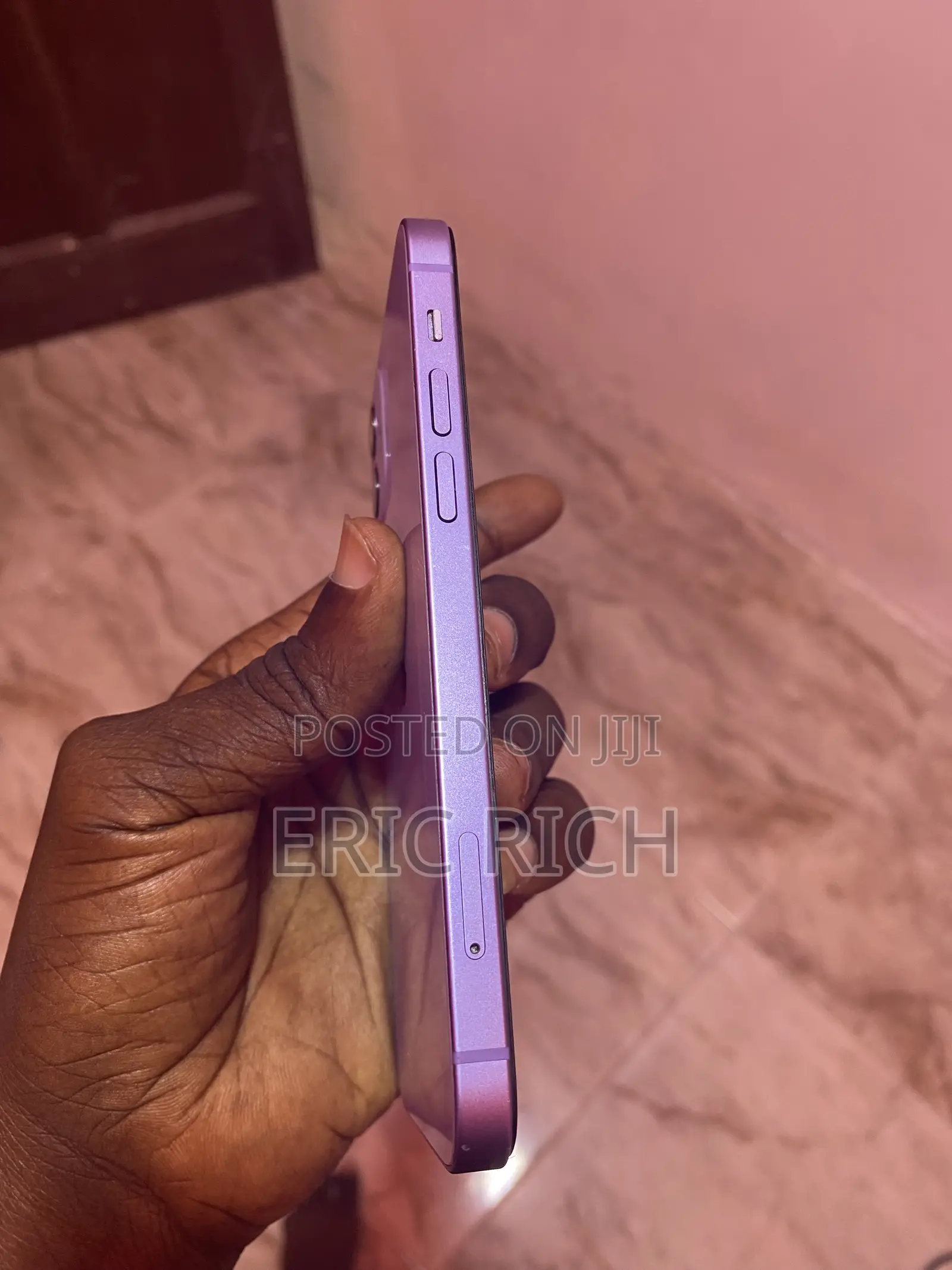 Apple iPhone 11 64 GB Purple