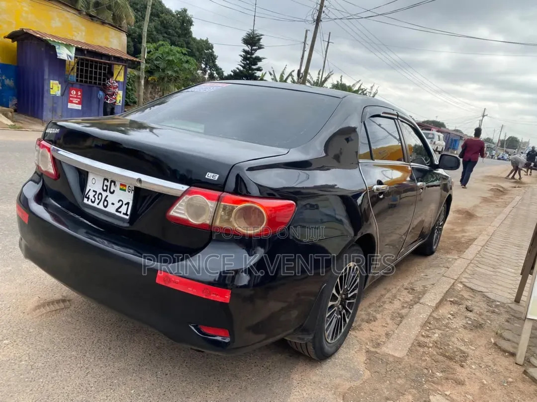Toyota Corolla 2012 Black