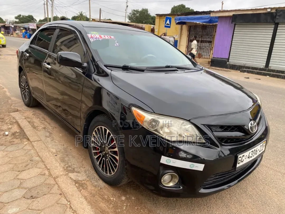 Toyota Corolla 2012 Black