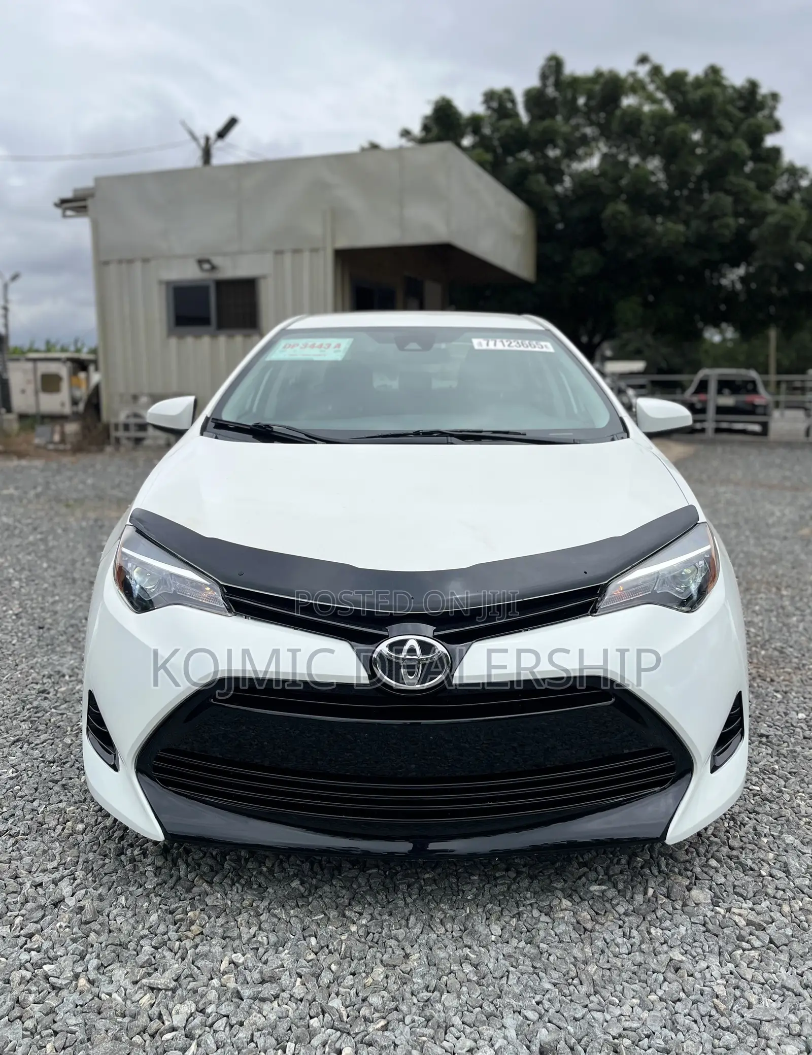 Toyota Corolla 2018 White
