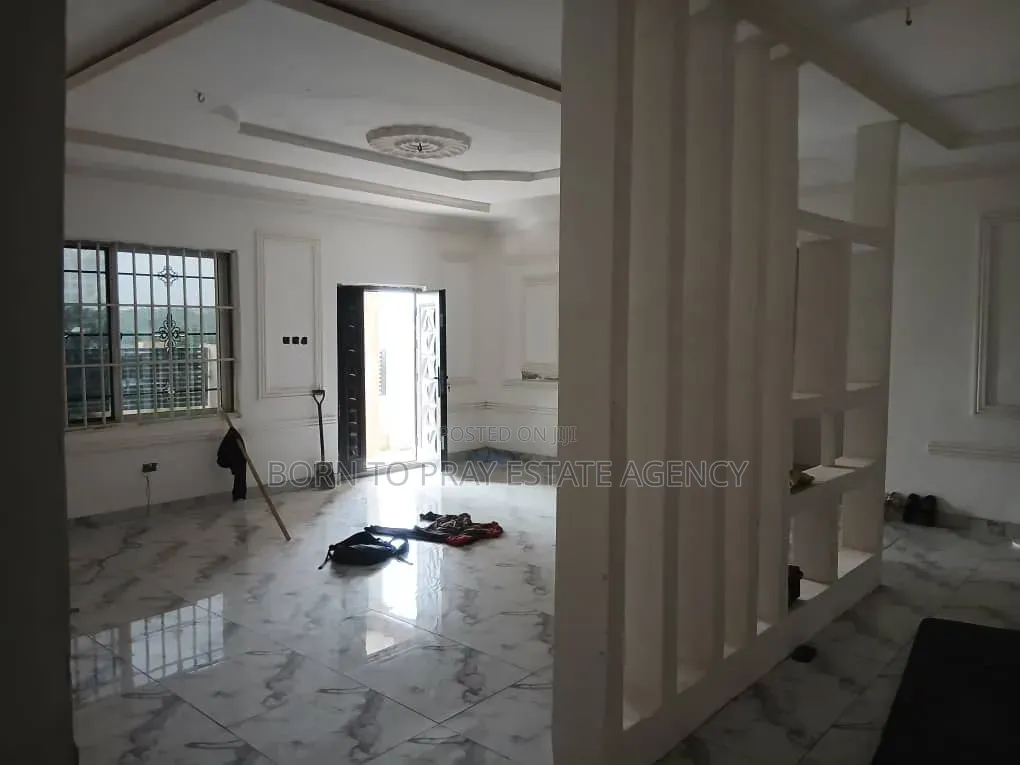 Furnished 5bdrm House in Born To Pray Estate, Ejisu-Juaben Municipal