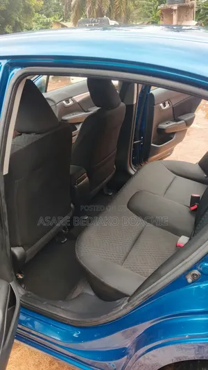 Honda Civic EX 2dr Coupe (1.8L 4cyl CVT) 2014 Blue