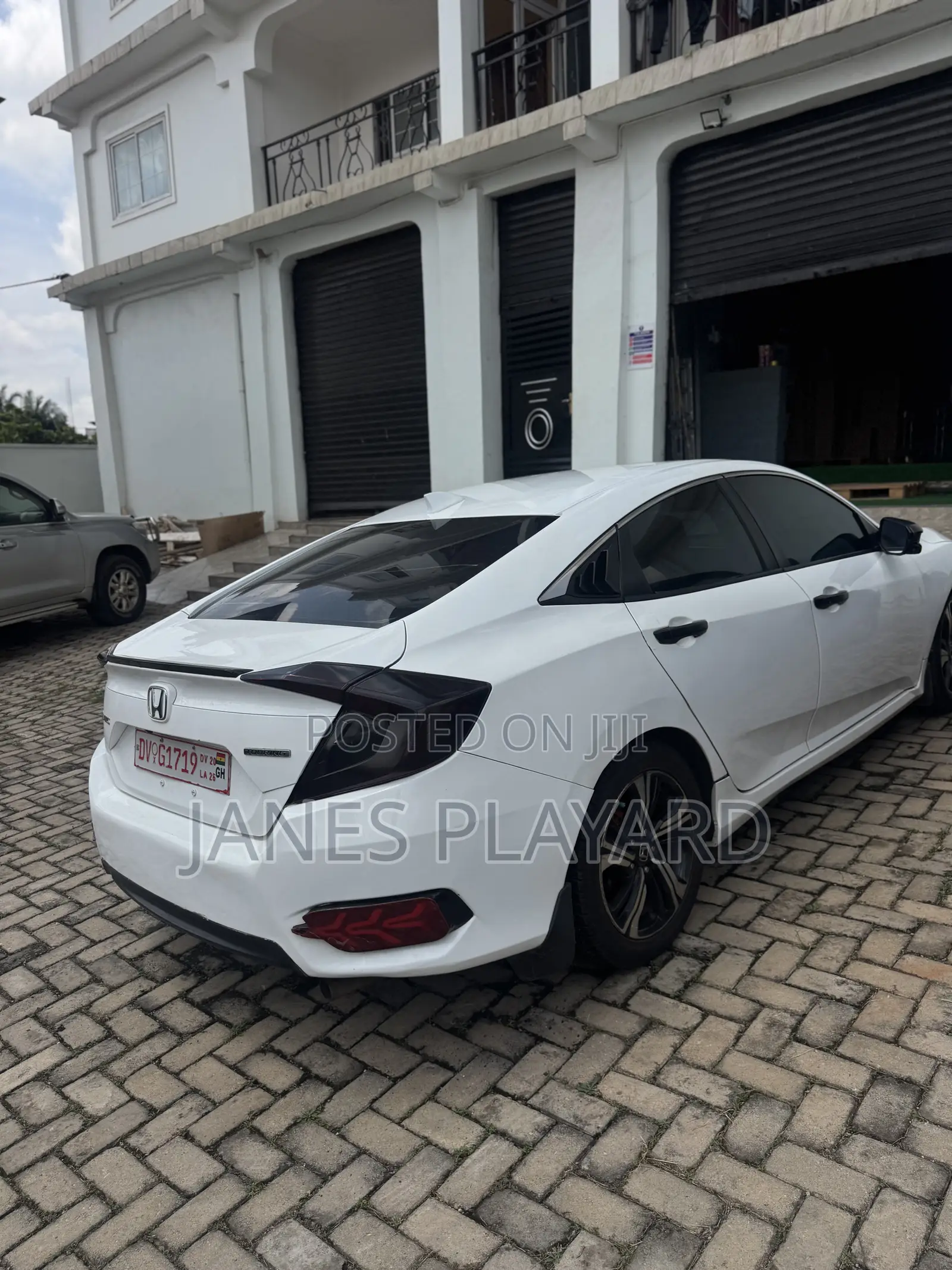Honda Civic Touring 4dr Sedan (1.5L 4cyl) 2016 White