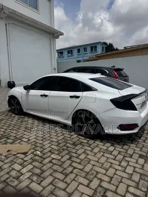 Honda Civic Touring 4dr Sedan (1.5L 4cyl) 2016 White