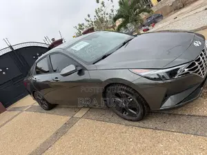 Hyundai Elantra 2023 Gray