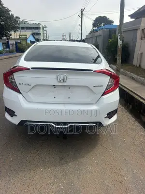 Honda Civic 2019 White
