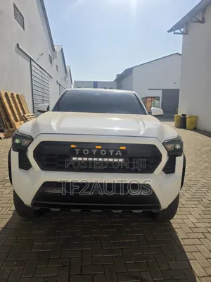 Toyota Tacoma TRD Off-Road Double Cab 4WD 5.0 ft. SB (Automatic) 2025