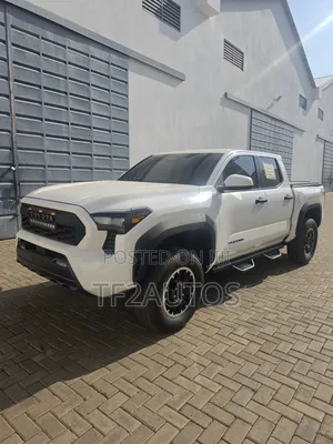 Toyota Tacoma TRD Off-Road Double Cab 4WD 5.0 ft. SB (Automatic) 2025