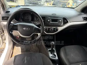 Kia Picanto 2017 White