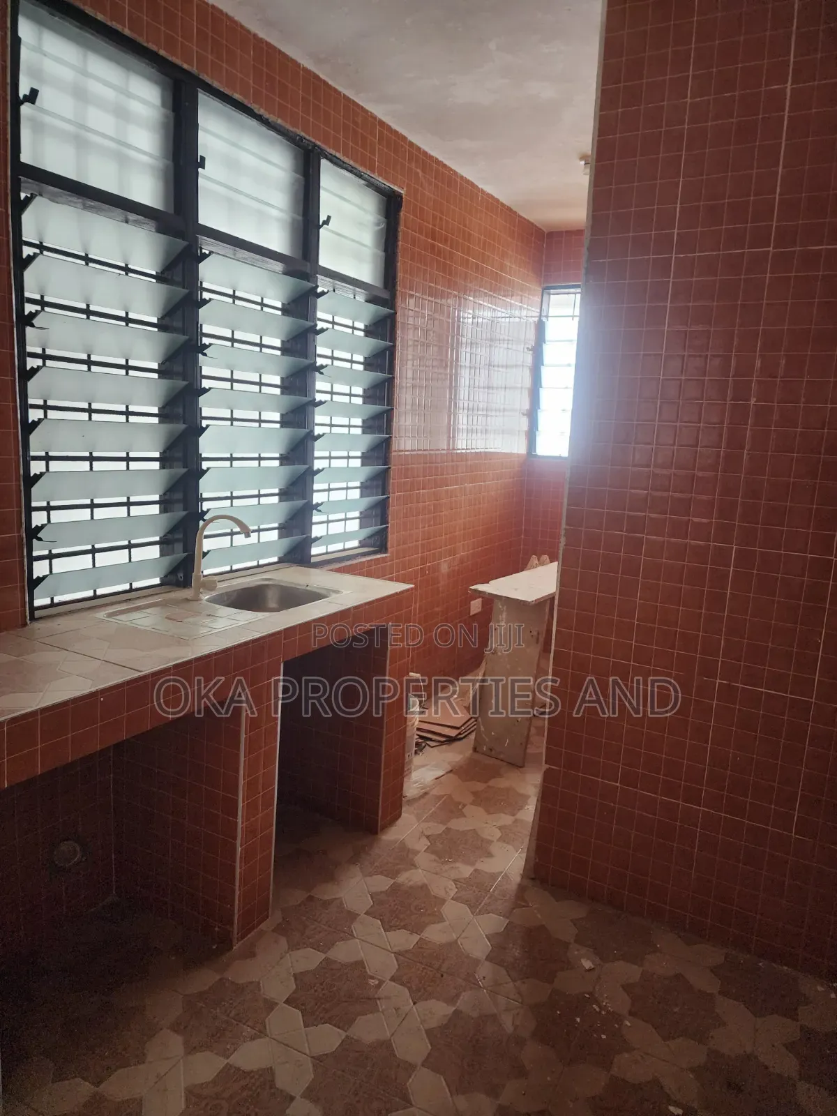 1bdrm Apartment in Oka, Police Station for rent