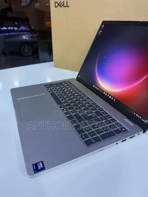 New Laptop Dell 16 Premium 16GB Intel Core i7 SSD 1T