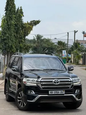 Toyota Land Cruiser 5.7 V8 VXR 2017 Black