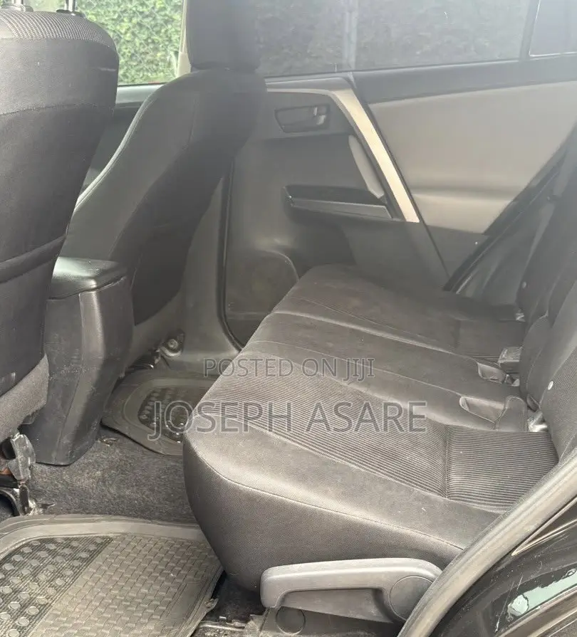 Toyota RAV4 LE AWD (2.5L 4cyl 6A) 2016 Black