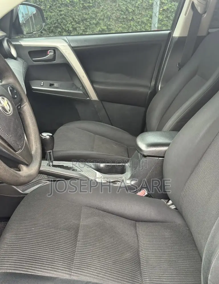 Toyota RAV4 LE AWD (2.5L 4cyl 6A) 2016 Black