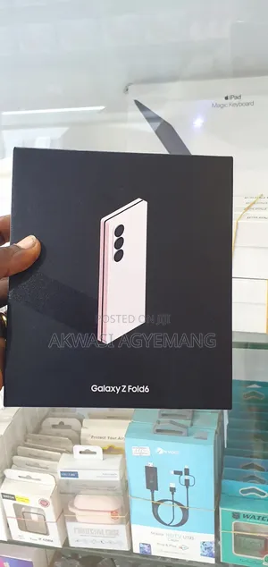 New Samsung Galaxy Z Fold6 256 GB Pink