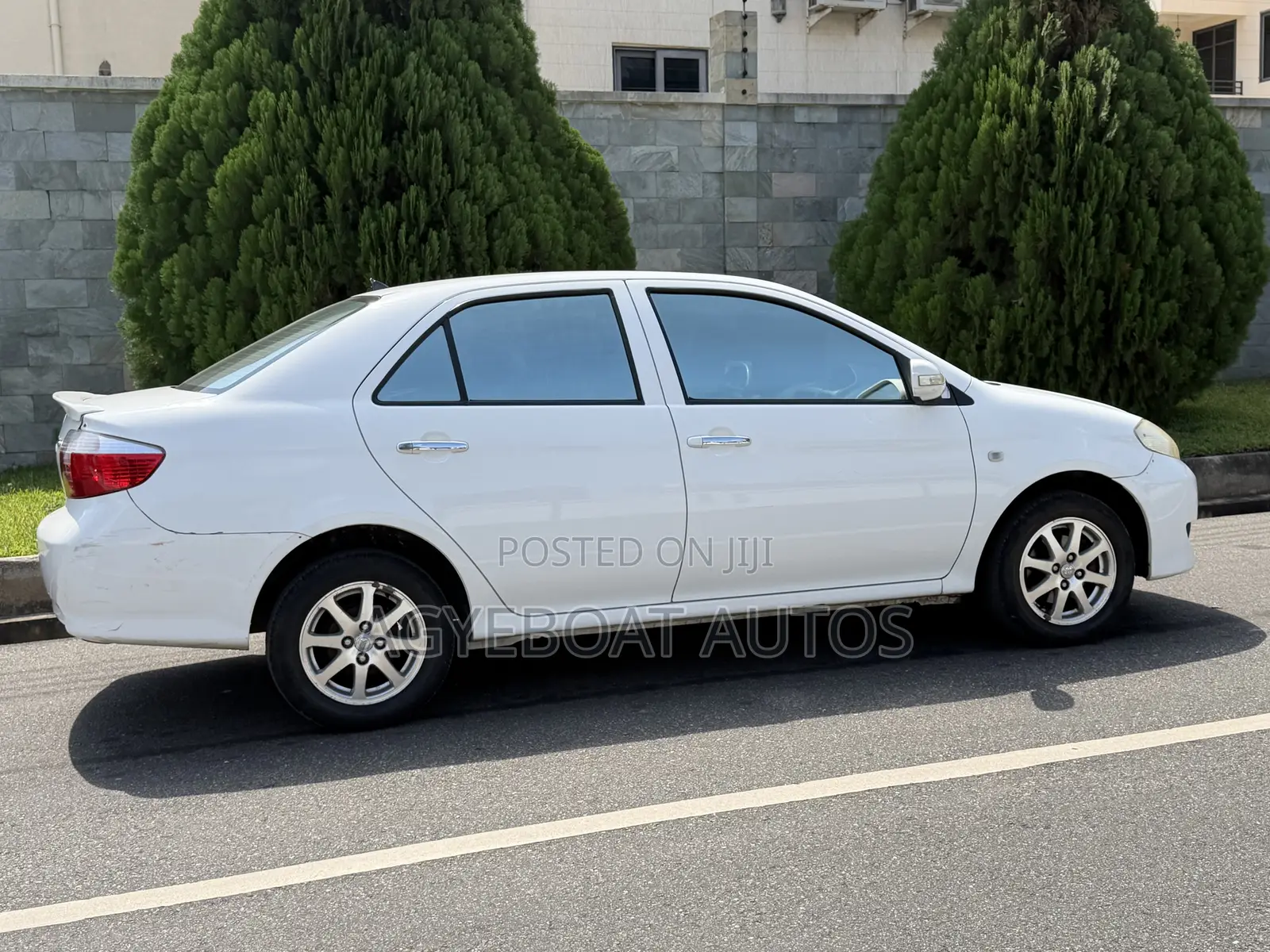 Toyota Vios 2010 White