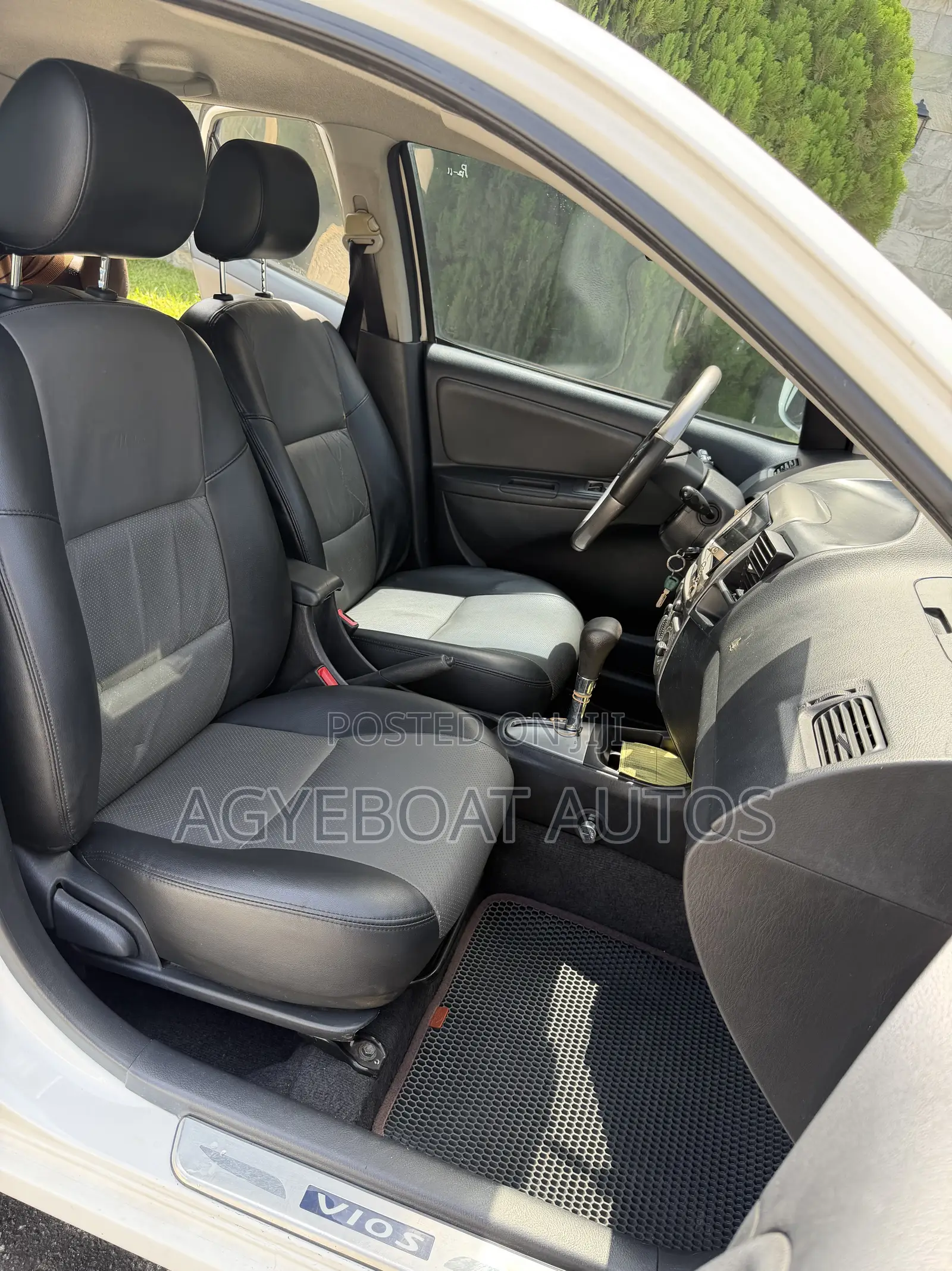 Toyota Vios 2010 White