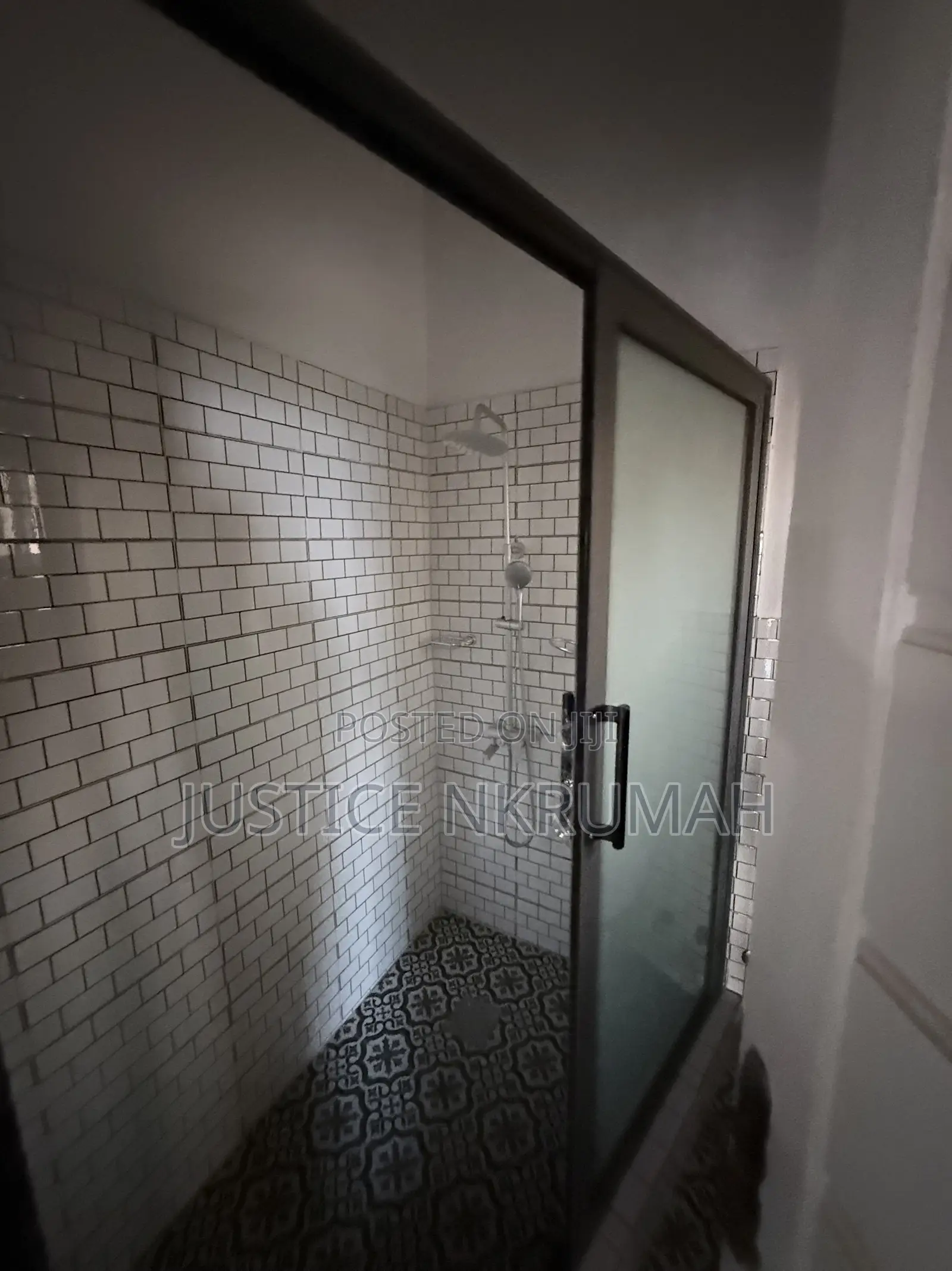 2bdrm Apartment in Mr Justice Estate, Old Barrier for rent