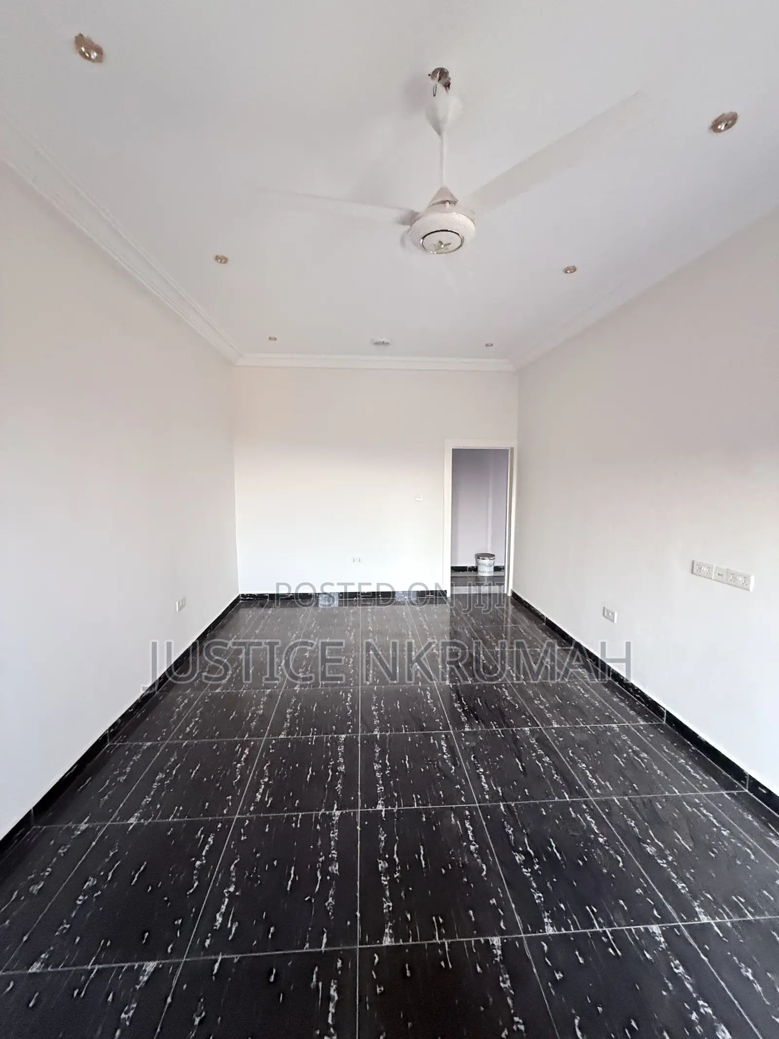2bdrm Apartment in Mr Justice Estate, Old Barrier for rent