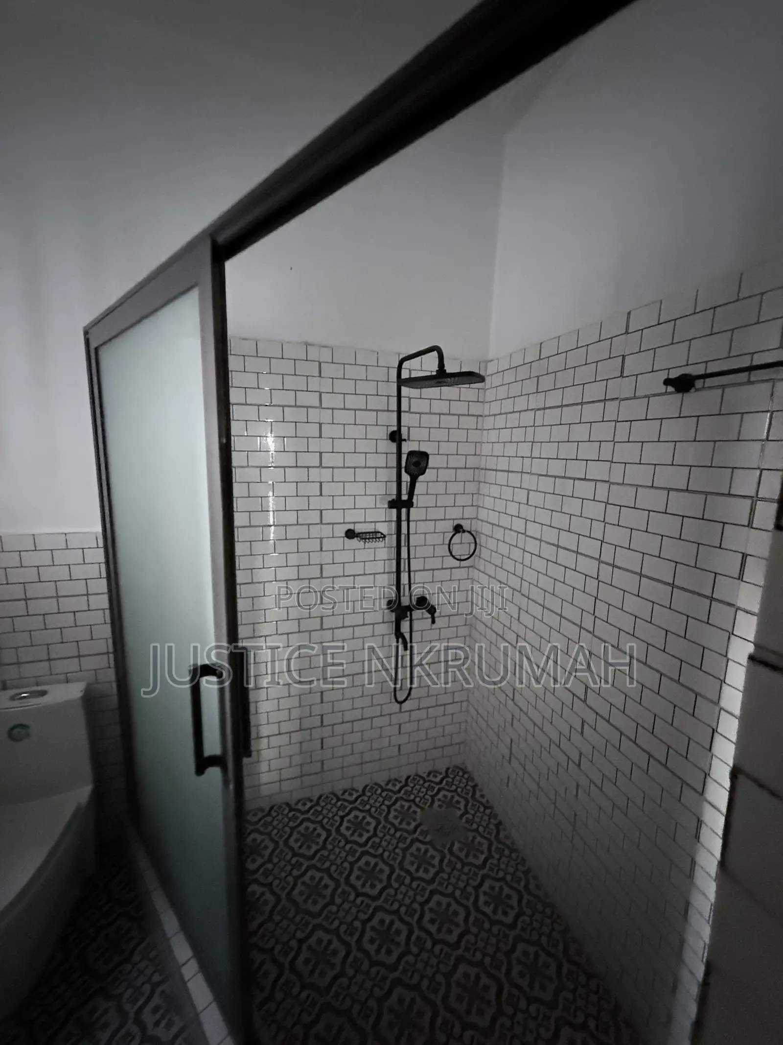 2bdrm Apartment in Mr Justice Estate, Old Barrier for rent