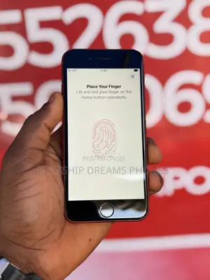 Apple iPhone SE (2020) 64 GB Red
