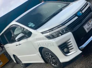 Toyota Voxy for Rent