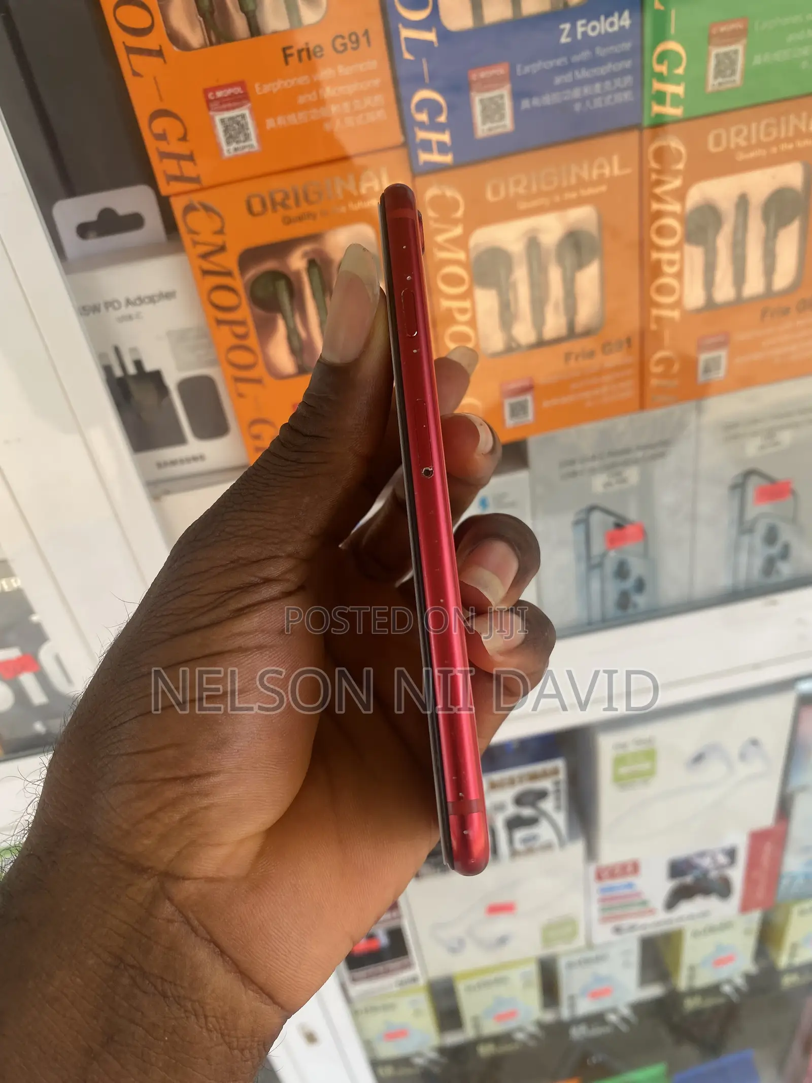 Apple iPhone SE (2020) 64 GB Red
