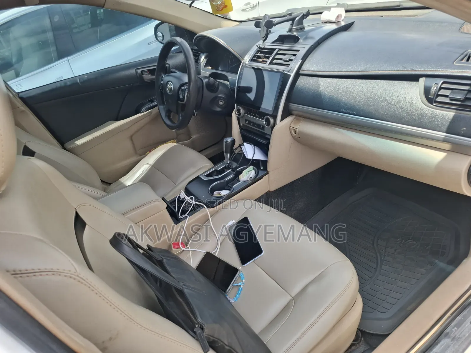 Toyota Camry LE 4dr Sedan (2.5L 4cyl 6A) 2014 White