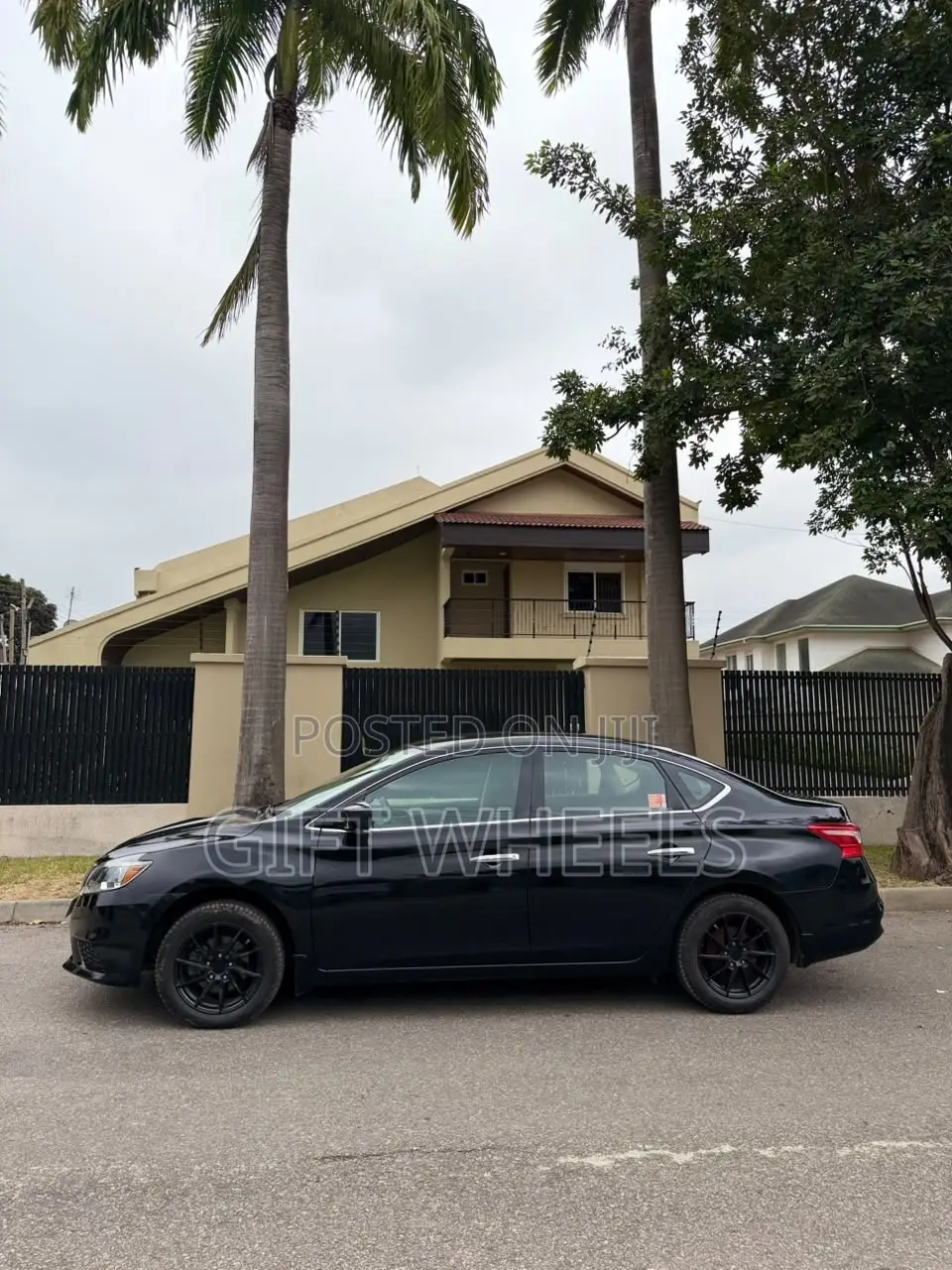 Nissan Sentra S 2016 Black