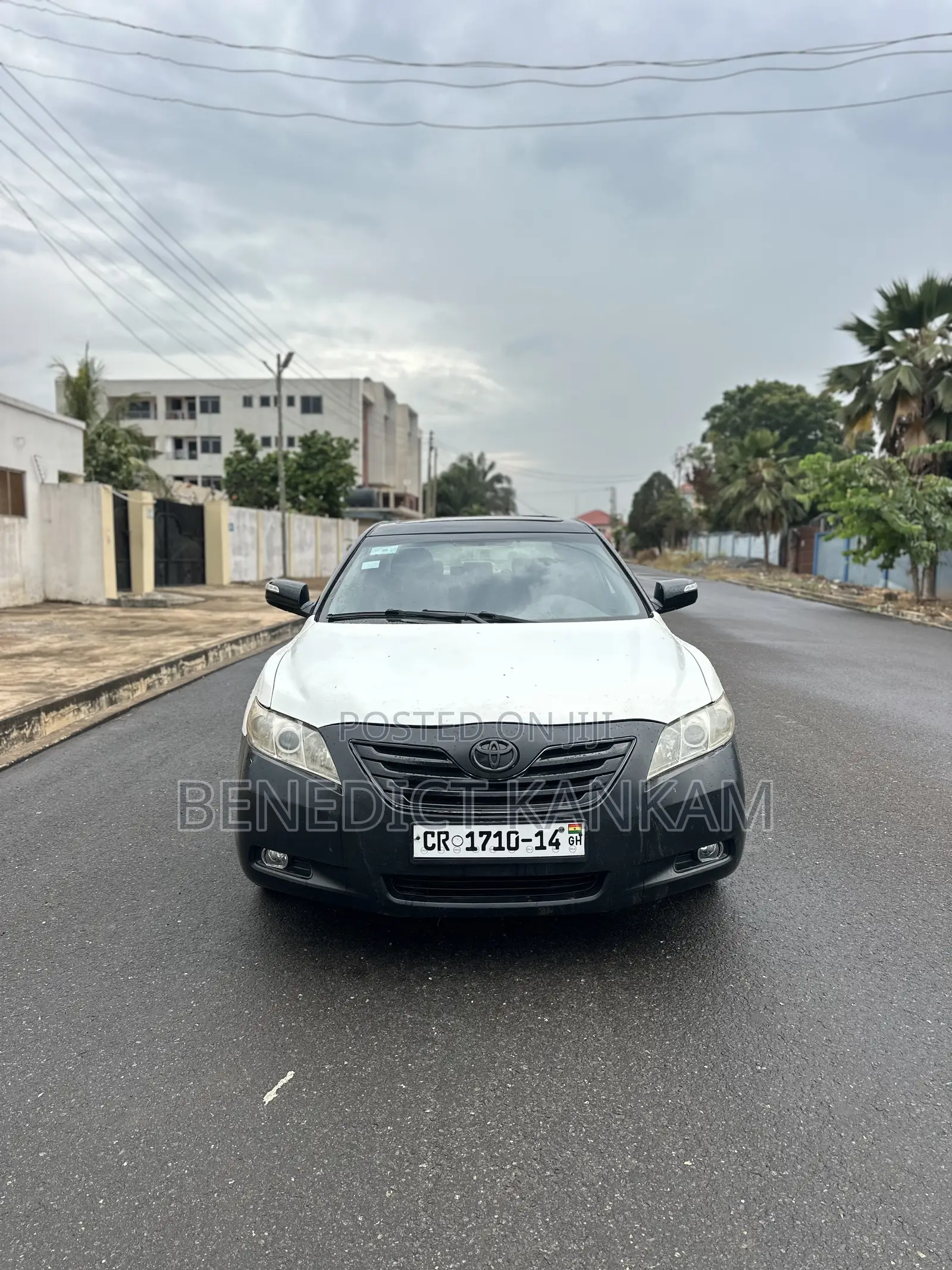 Toyota Camry XLE 4dr Sedan (2.5L 4cyl 6AM) 2010 White
