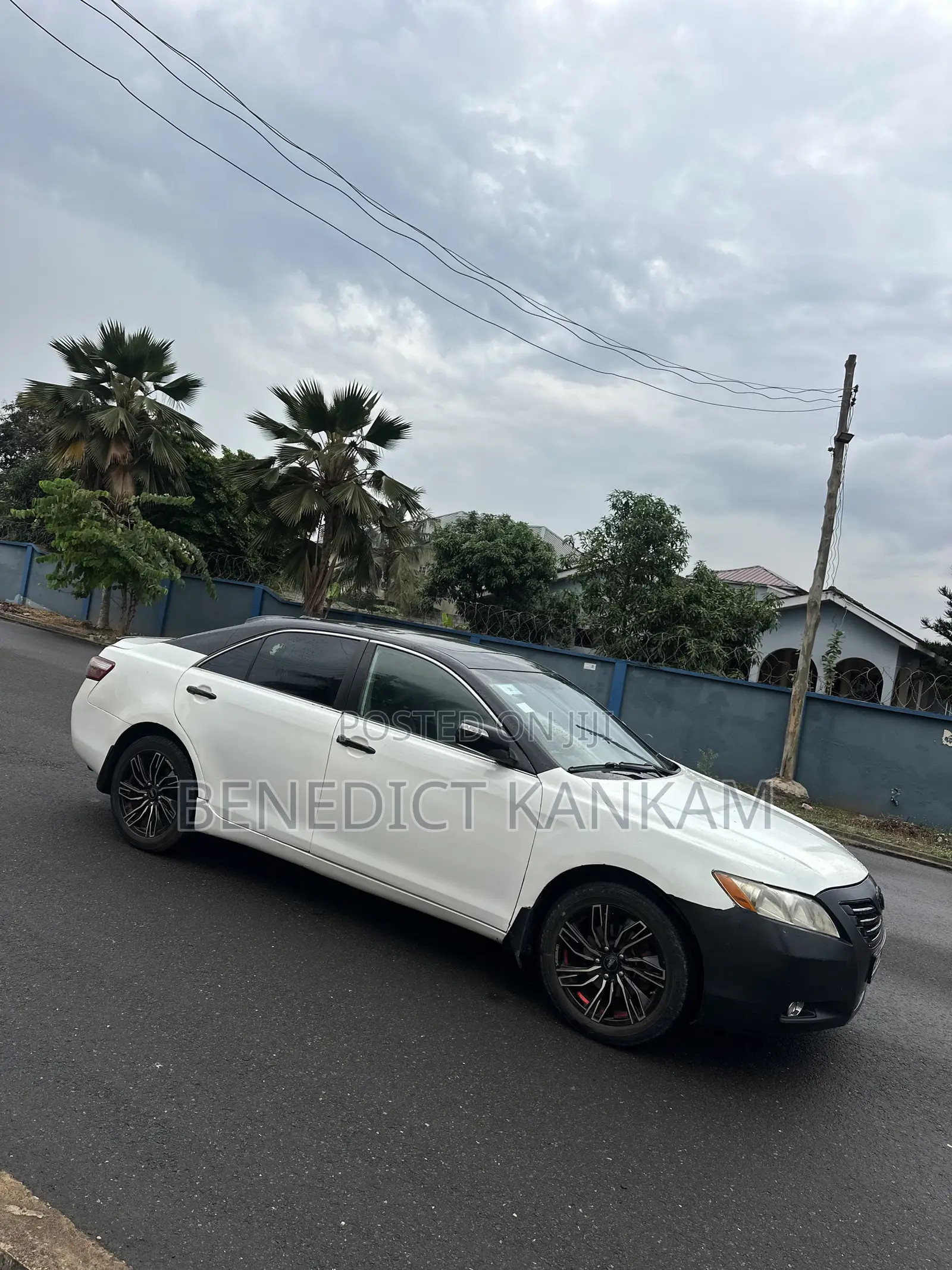 Toyota Camry XLE 4dr Sedan (2.5L 4cyl 6AM) 2010 White