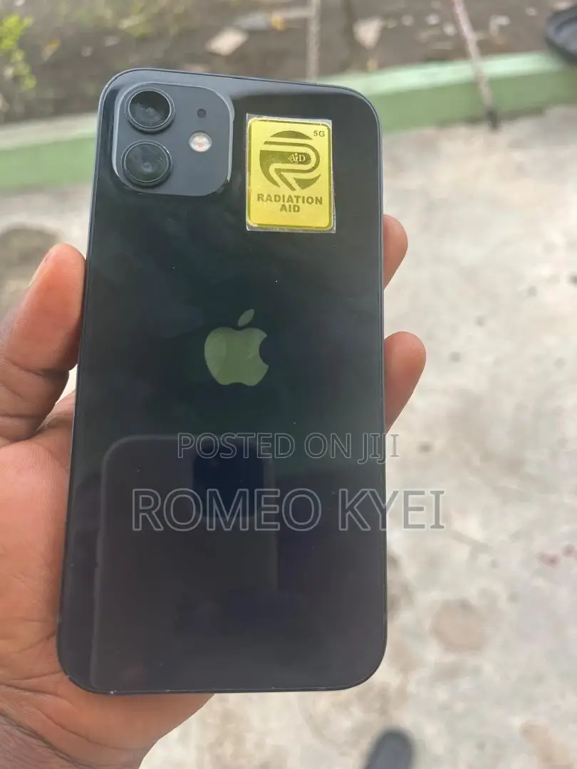 Apple iPhone 12 64 GB Black