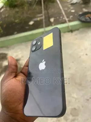 Apple iPhone 12 64 GB Black