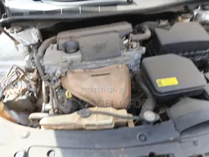 Toyota Camry 2014 Silver