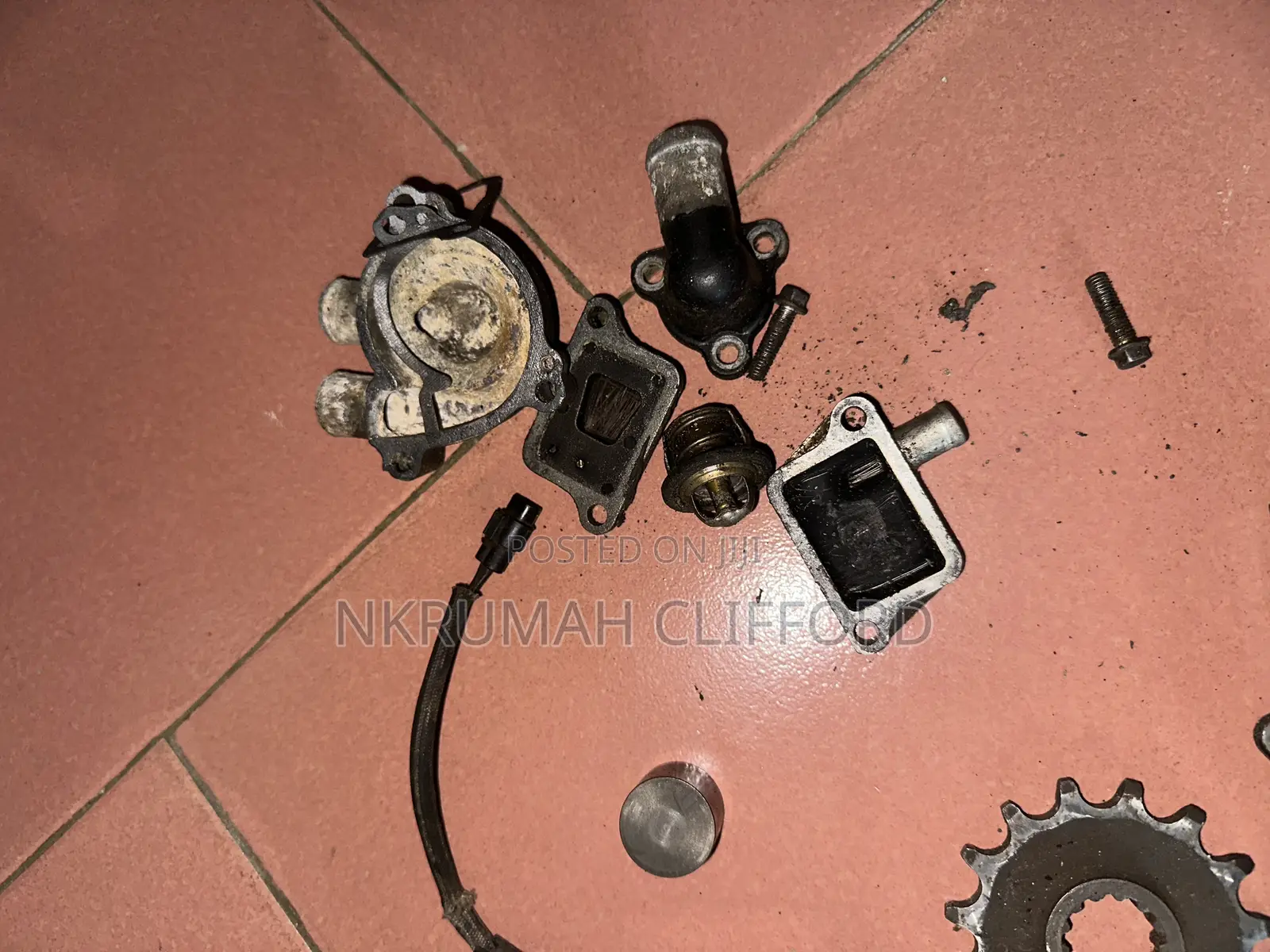 Kawasaki KLX 250 D Tracker. Parts