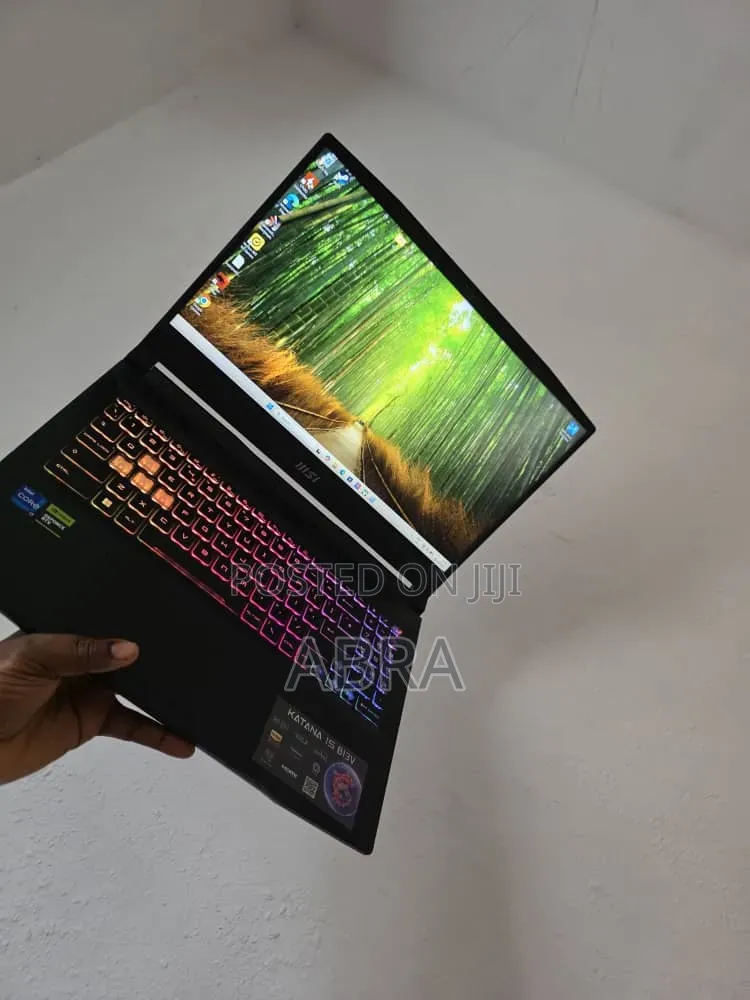 Laptop MSI Katana 15 16GB Intel Core i7 SSD 1T