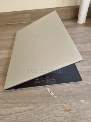 Laptop Dell XPS 15 9520 16GB Intel Core i7 SSD 1T