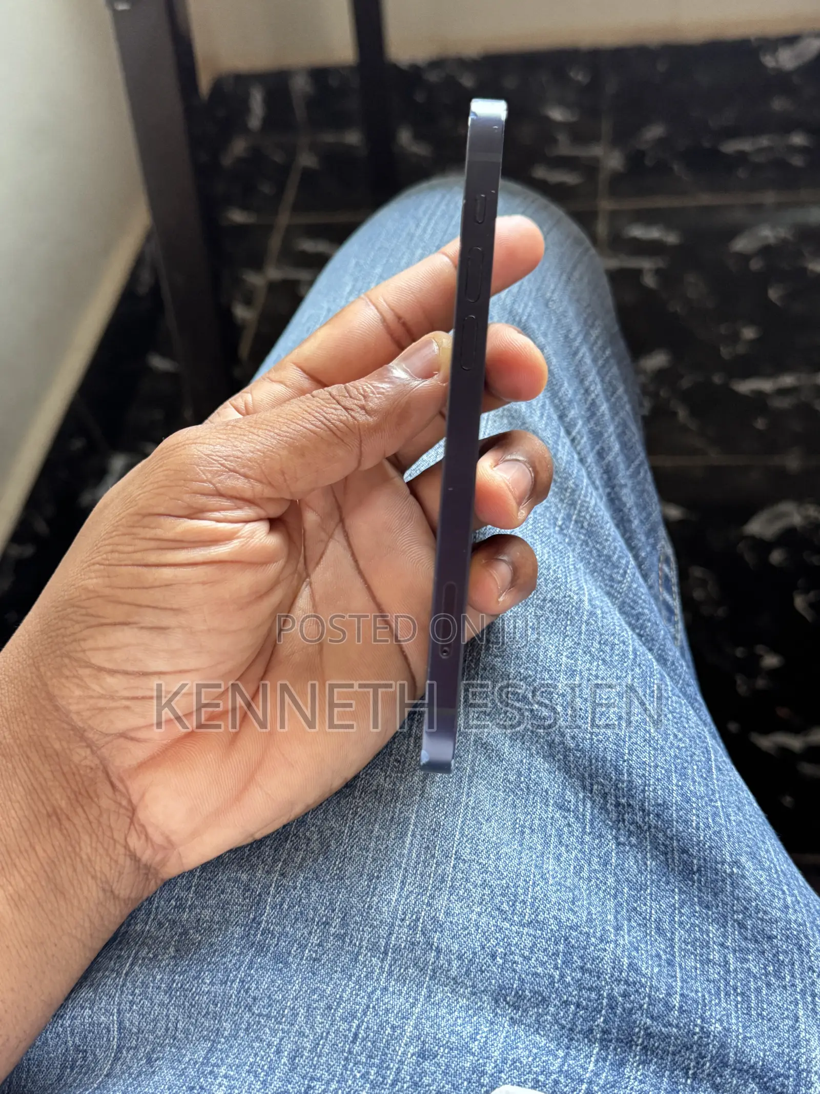 Apple iPhone 12 64 GB Blue