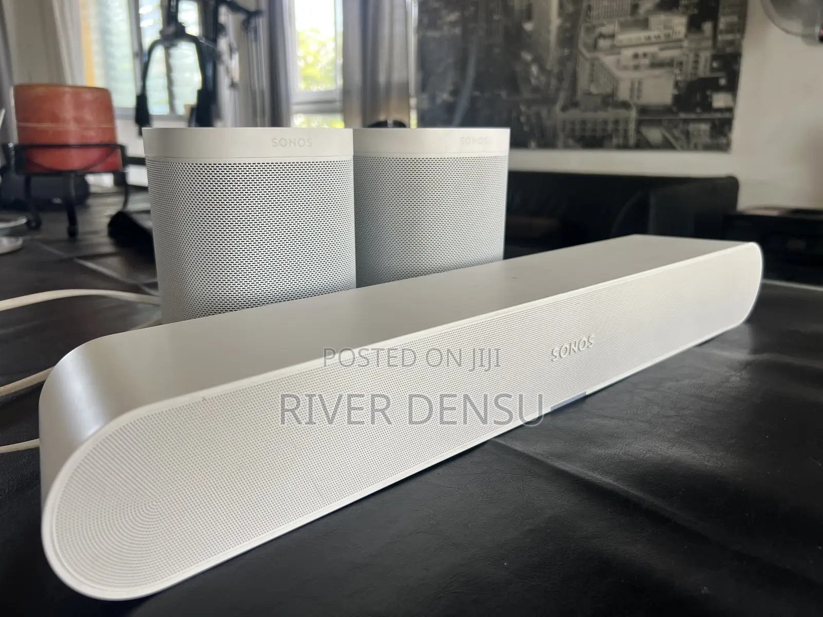 Sonos Ray Soundbar + SL Bluetooth Speakers