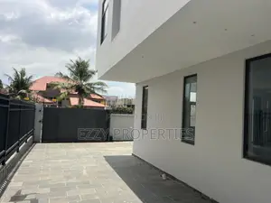4bdrm Duplex in East Legon for rent